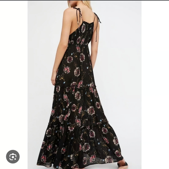 Free People Dresses & Skirts - 547-Nwot Free People Black and Pink Floral Maxi Dress